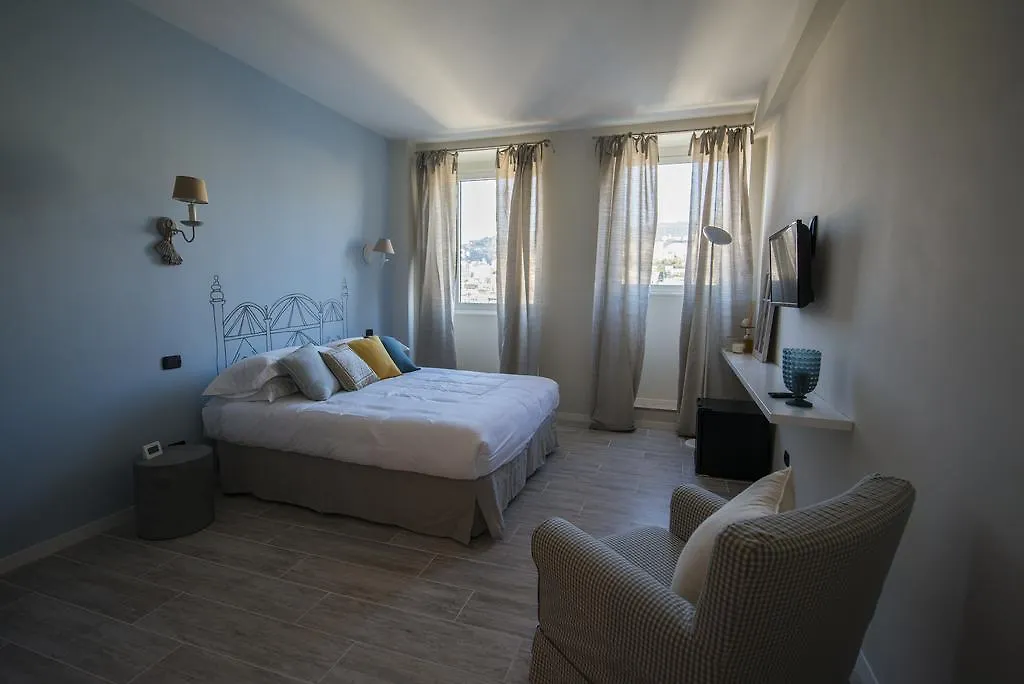 So&Leo Guest House Genoa