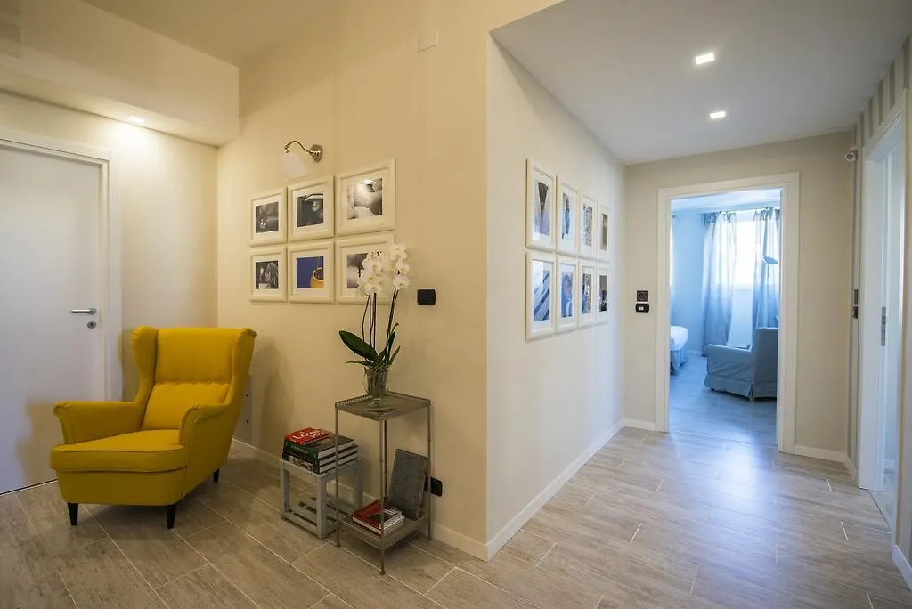 So&Leo Guest House Genoa