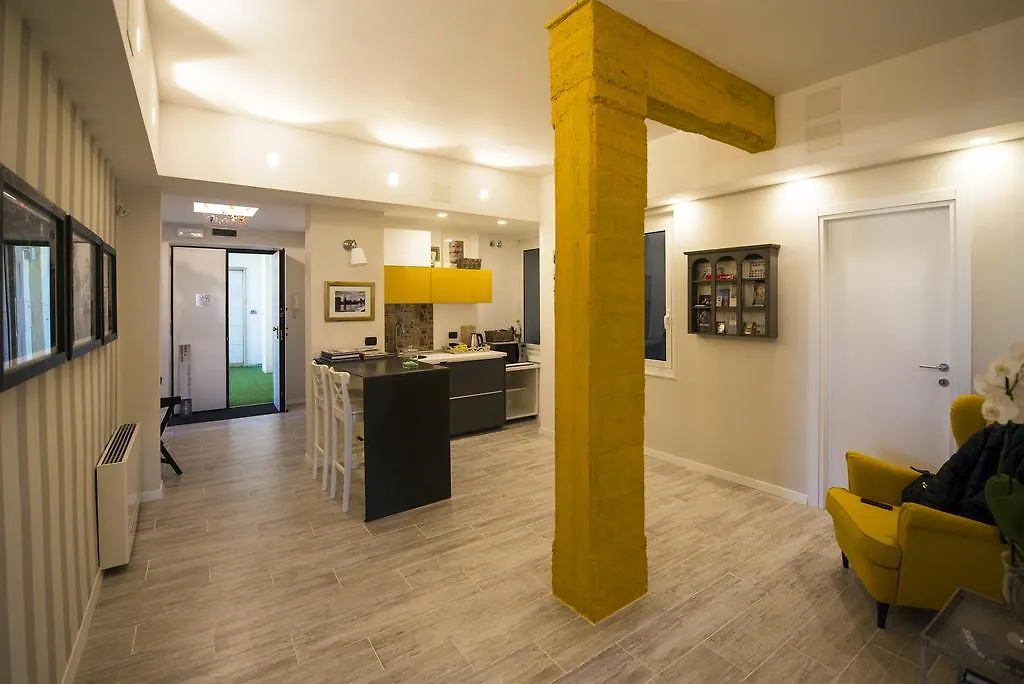 So&Leo Guest House Genoa