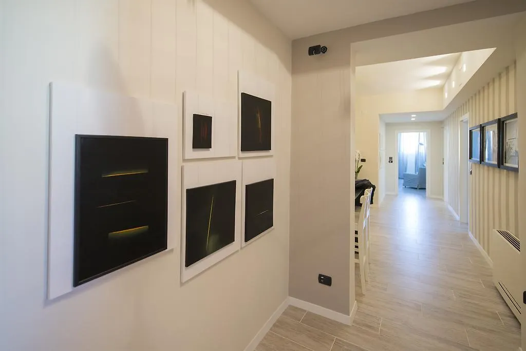 So&Leo Guest House Genoa