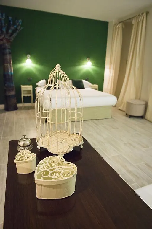 So&Leo Guest House Генуя