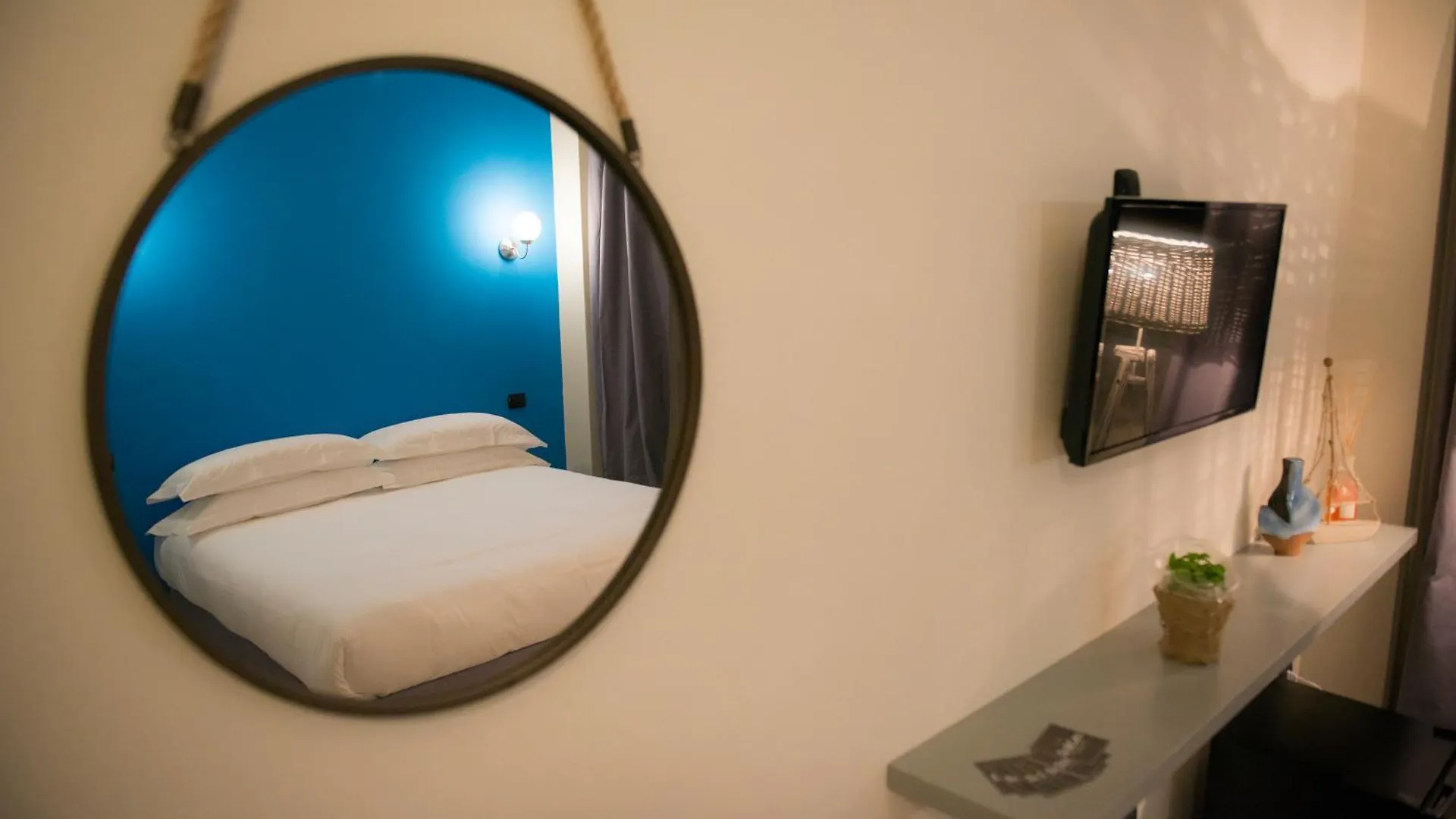 So&Leo Guest House Genoa